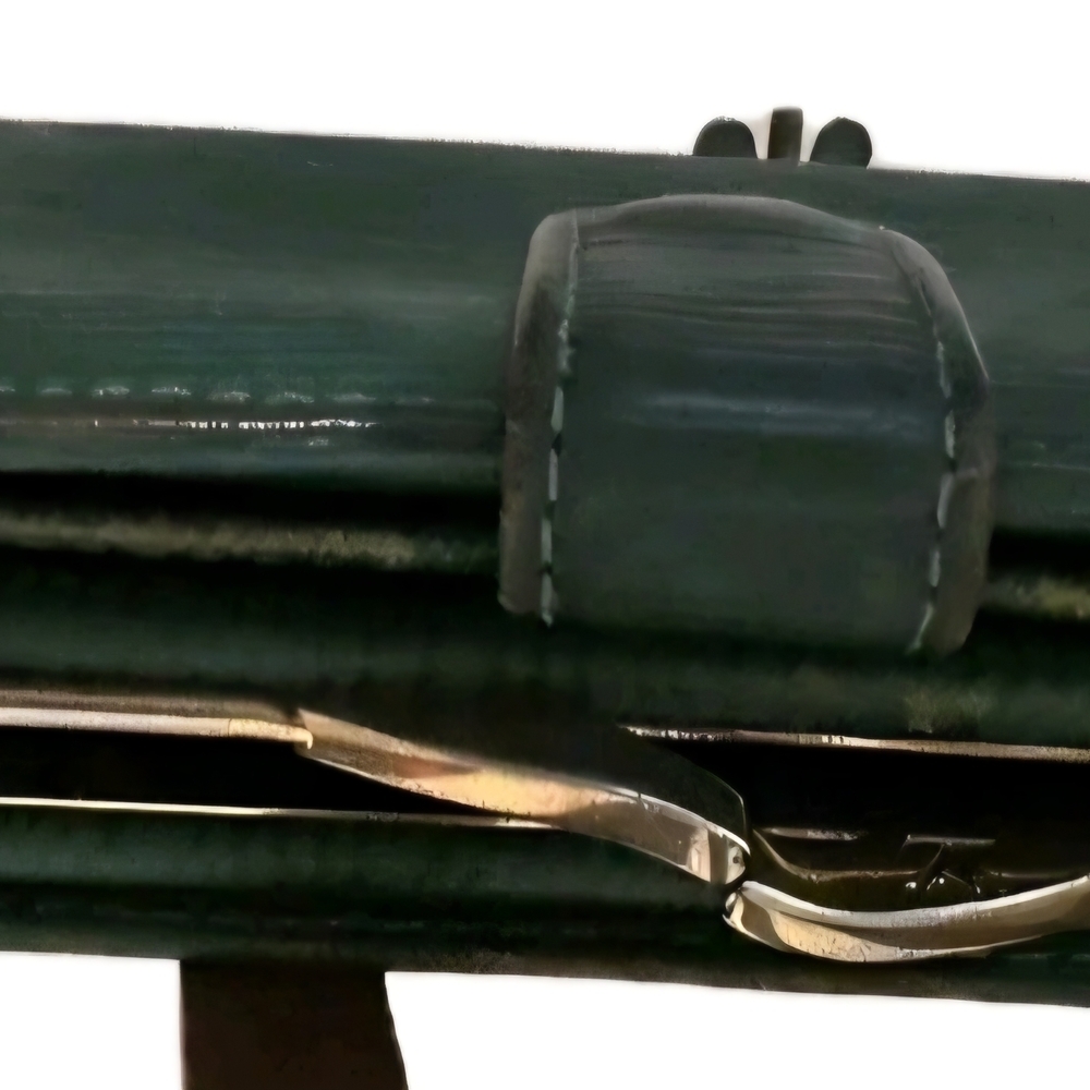 Louis Vuitton Green Textured Wallet - Picture 2 of 11
